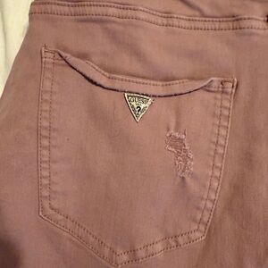 Guess womens capri pants
